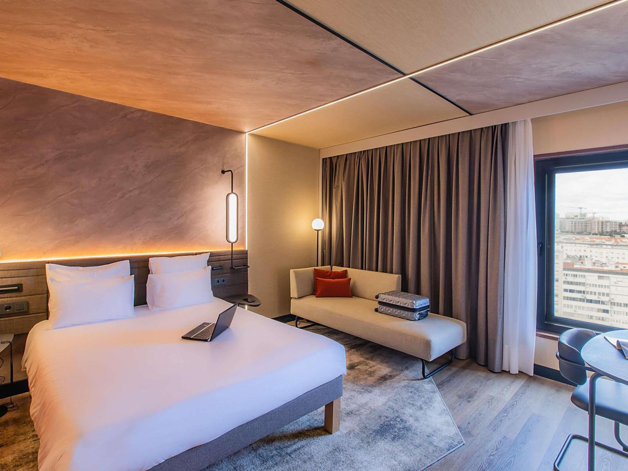 Novotel Lisboa Esterno foto